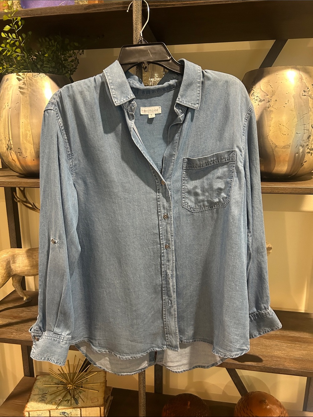 Light Wash Denim Button-Up Shirt - Unknown Brand small
